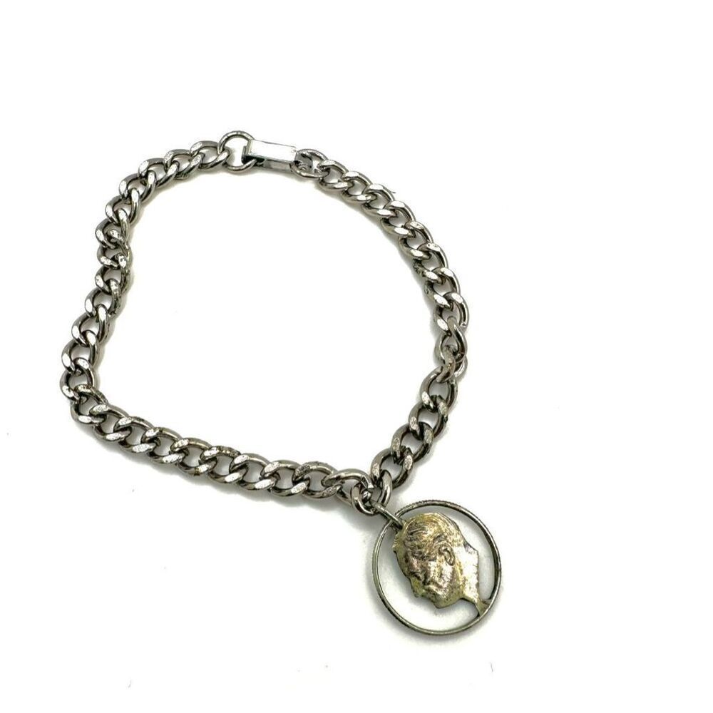 Silver tone Cutout 900  Roosevelt  Dime vintage Coin charm bracelet